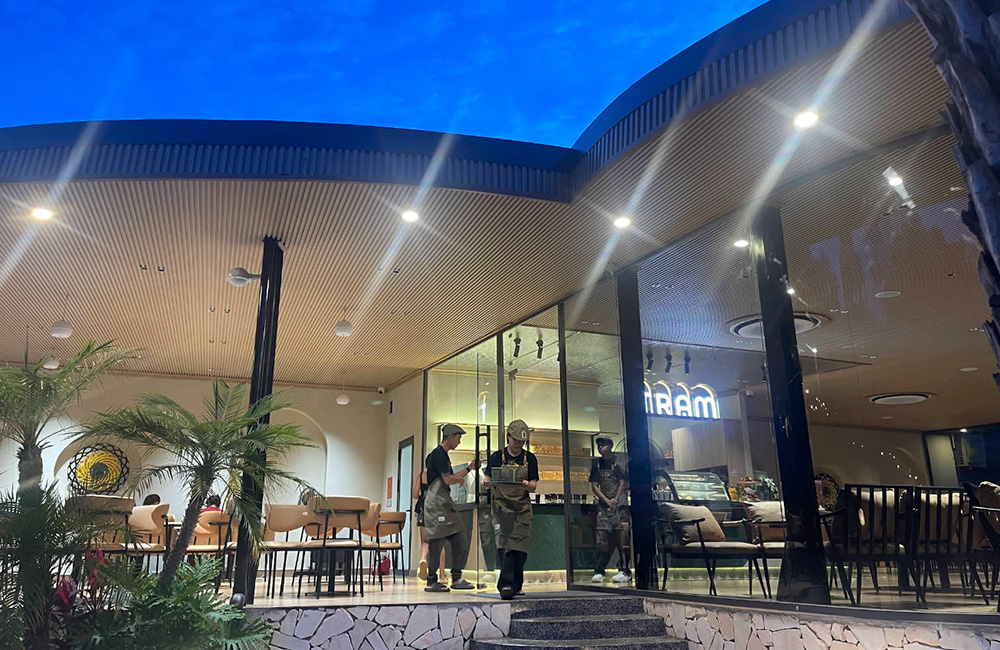 TRẠM Cafe